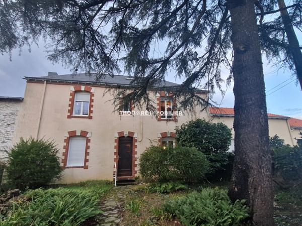 44470 THOUARE SUR LOIRE Maison Bourgeoise Thouaré 7 pièce(s) 123.65 m2 + grenier proche centre ville