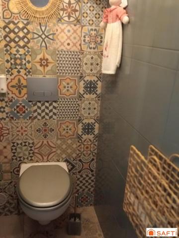 Belle maison avec une histoire qui va vous plaire . bien rénové