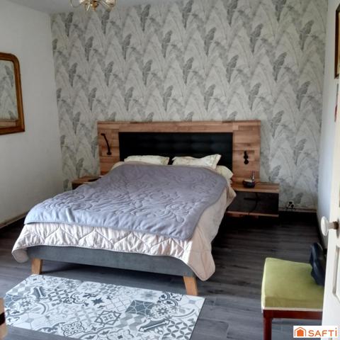 Belle maison avec une histoire qui va vous plaire . bien rénové