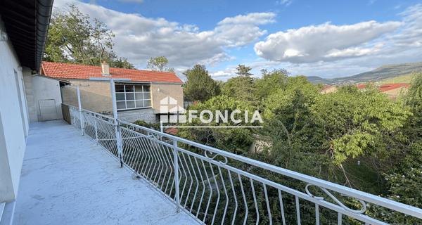Location Appartement 5 pièces 125.63 m² - Les Martres-de-veyre 63730