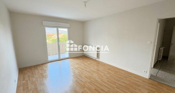 Location Appartement 5 pièces 125.63 m² - Les Martres-de-veyre 63730