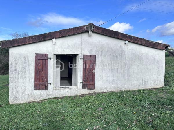 Terrain de 1 280 m²