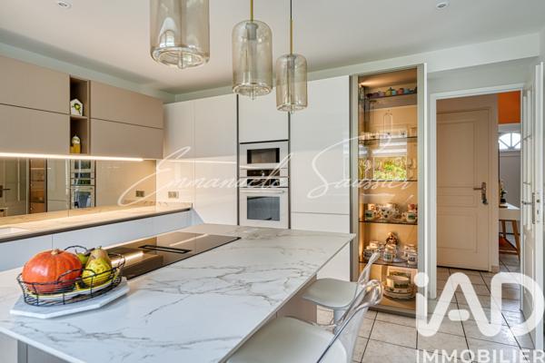 Maison à vendre 6 pièces 137 m² La Celle-Saint-Cloud