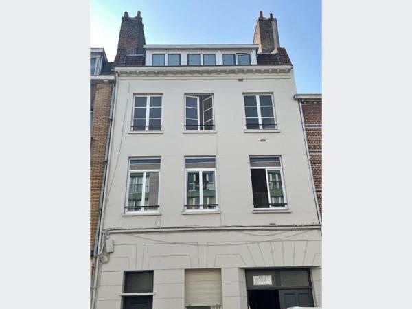 Appartement à Vendre à LILLE 300000 € *