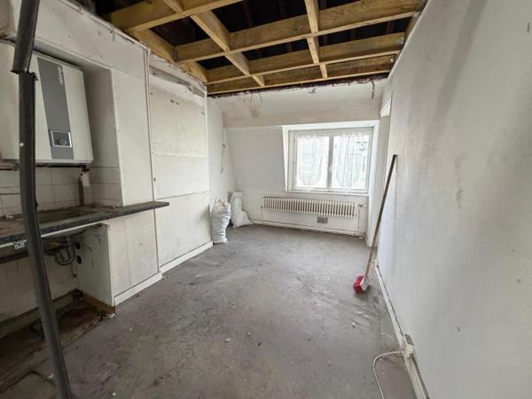 Appartement à Vendre à LILLE 300000 € *