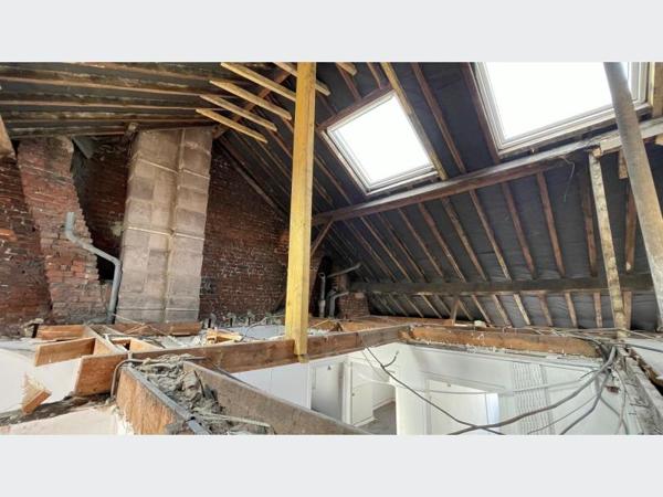Appartement à Vendre à LILLE 300000 € *
