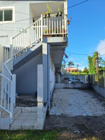 Appartement T3 de 51m² situé sur la commune de SAINT-JOSEPH