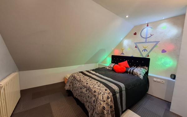 Maison à vendre    7 pièces • 190 m2 Cuise-la-Motte