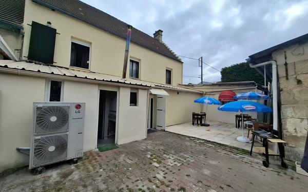 Maison à vendre    7 pièces • 190 m2 Cuise-la-Motte