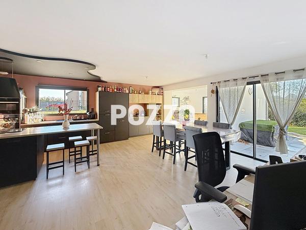 BREHAL Maison moderne de 155 m² à proximité des commerces et de la plage BREHAL