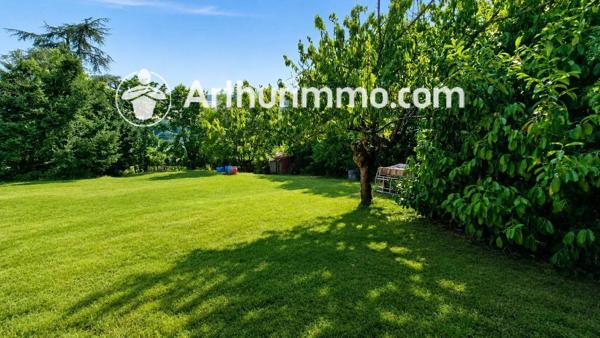 Vente                                                      Terrain
                        
                                         711 m2                     à Vindry-sur-Turdine