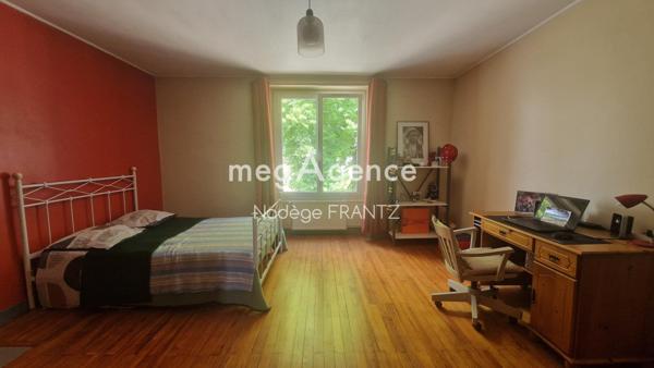 Maison à AULNAY, 17470 - 5 pièces 155m²