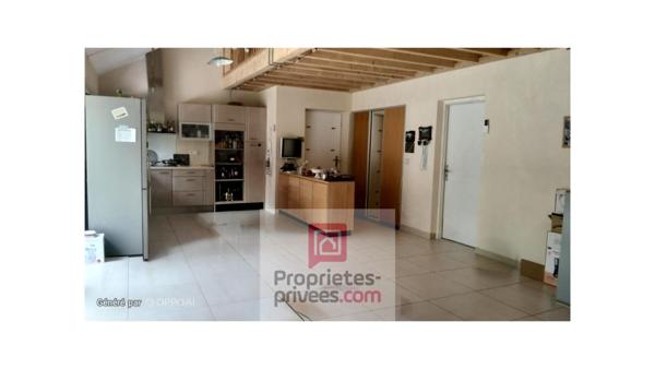 Maison d'architecte bioclimatique .7 pièces .Terrain de 3 092 m²