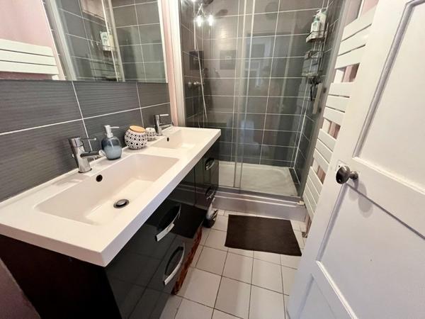 Appartement à vendre 299 000 € Orléans 5 p 104 m² DPE D