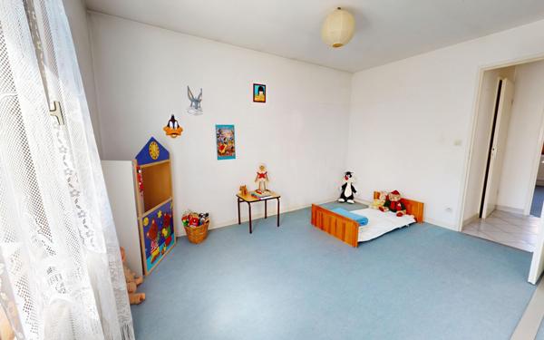 Maison à vendre    4 pièces • 88 m2 Vaulx-en-Velin