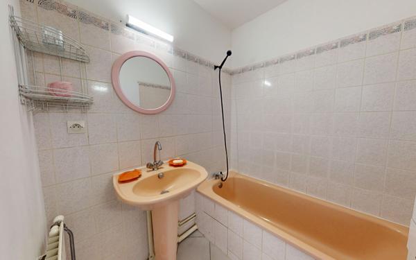 Maison à vendre    4 pièces • 88 m2 Vaulx-en-Velin