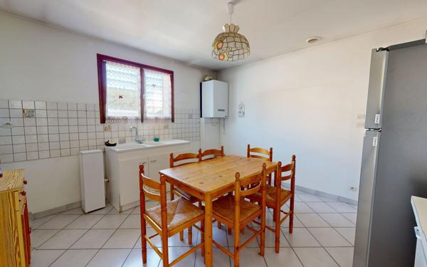 Maison à vendre    4 pièces • 88 m2 Vaulx-en-Velin