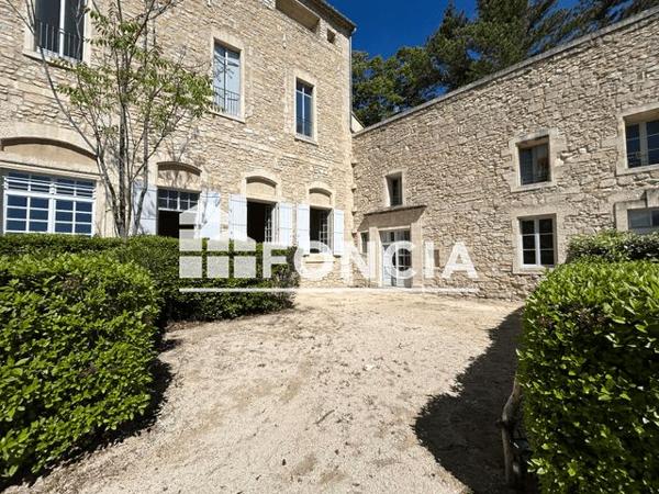 À vendre Appartement 4 pièces 122 m² - Villeneuve-lès-avignon 30400