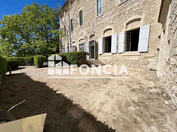 À vendre Appartement 4 pièces 122 m² - Villeneuve-lès-avignon 30400