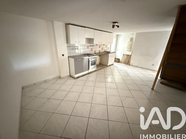 Immeuble à vendre 188 m² Lapalud