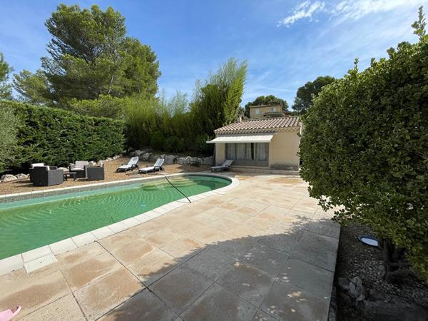 Maison Velleron 9 pièce(s) 238 m2