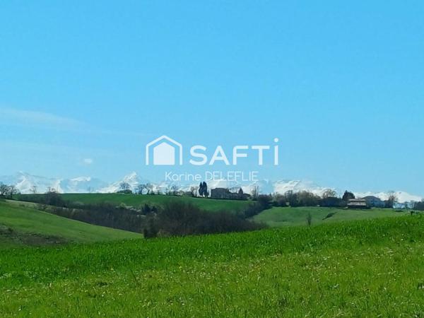Beau terrain de 2400m2 ! vue sur les Pyrénnées