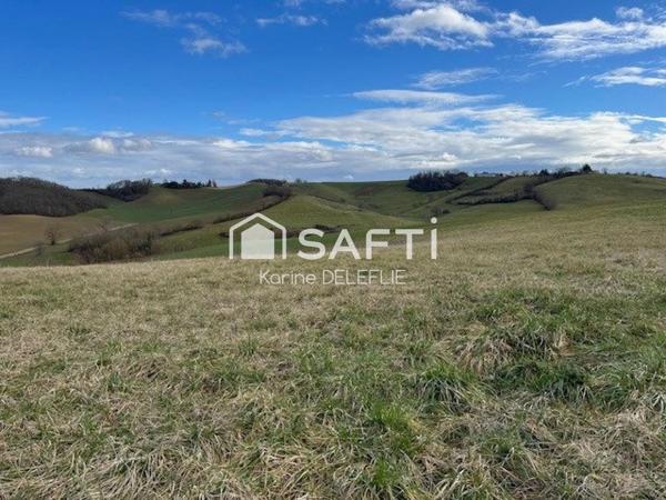 Beau terrain de 2400m2 ! vue sur les Pyrénnées