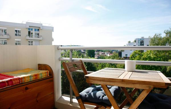 Issy-les-Moulineaux - Apt 3 pièces 67 m2 sans vis-à-vis.