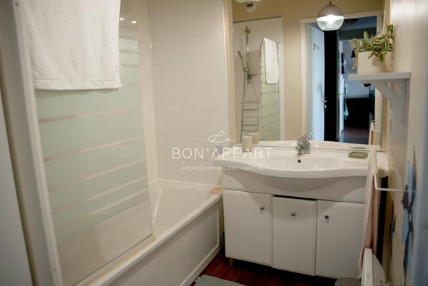 Appartement 2 pièce(s) 1 chambre(s) 54 m²