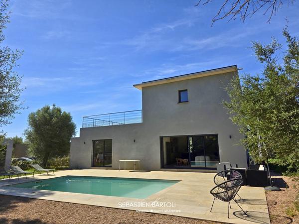 Villa contemporaine T5 de 135m2 avec piscine