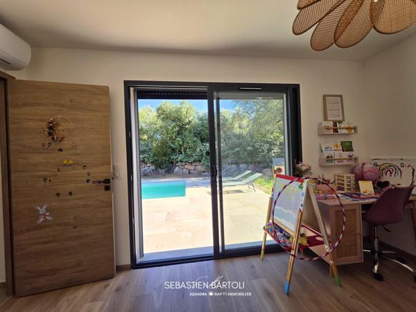 Villa contemporaine T5 de 135m2 avec piscine