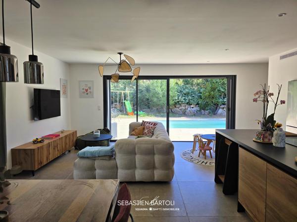 Villa contemporaine T5 de 135m2 avec piscine