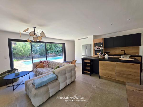 Villa contemporaine T5 de 135m2 avec piscine