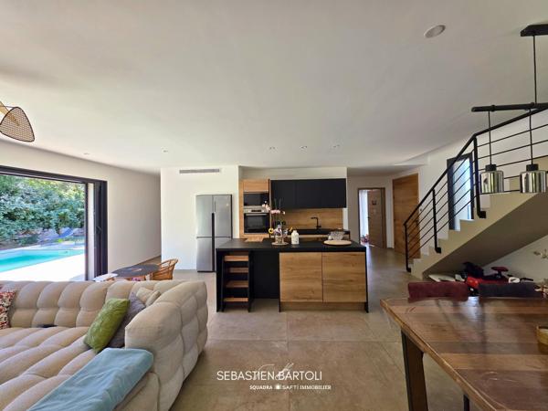 Villa contemporaine T5 de 135m2 avec piscine
