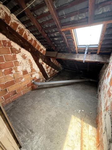 NANTES CANCLAUX T4-5 ENSOLEILLE PARQUET CHEMINEE et GARAGE CAVE et GRENIER
