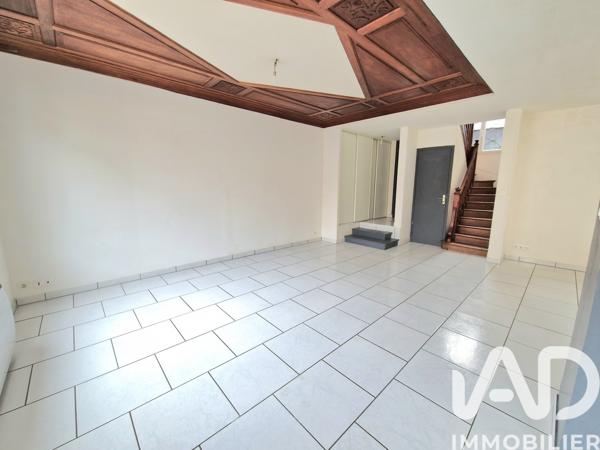 Maison à vendre 6 pièces 98 m² Forges-les-Eaux
