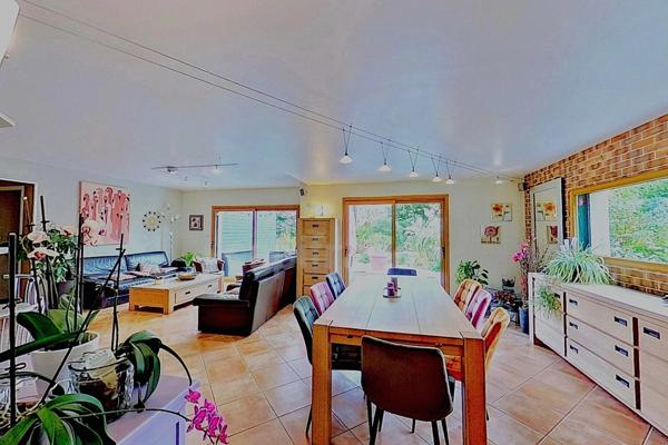 Dpt Cotes d’Armor (22) -à vendre -PLEUMEUR-BODOU - Crec’h Lagadurien - Maison T9 – 200 m² - 7 chambres -Terrain clos 1 661 m² - Double garage - Appartement indépendant - Environnement recherché - Visi