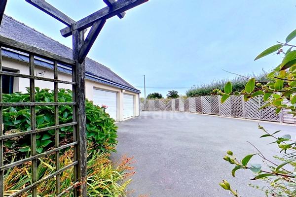 Dpt Cotes d’Armor (22) -à vendre -PLEUMEUR-BODOU - Crec’h Lagadurien - Maison T9 – 200 m² - 7 chambres -Terrain clos 1 661 m² - Double garage - Appartement indépendant - Environnement recherché - Visi