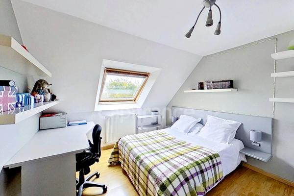 Dpt Cotes d’Armor (22) -à vendre -PLEUMEUR-BODOU - Crec’h Lagadurien - Maison T9 – 200 m² - 7 chambres -Terrain clos 1 661 m² - Double garage - Appartement indépendant - Environnement recherché - Visi