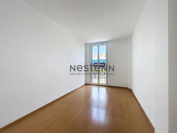 Appartement 5 pièce(s) 3 chambres 80.66m2 proche centre ville VALENTON