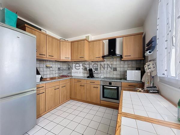 Appartement 5 pièce(s) 3 chambres 80.66m2 proche centre ville VALENTON