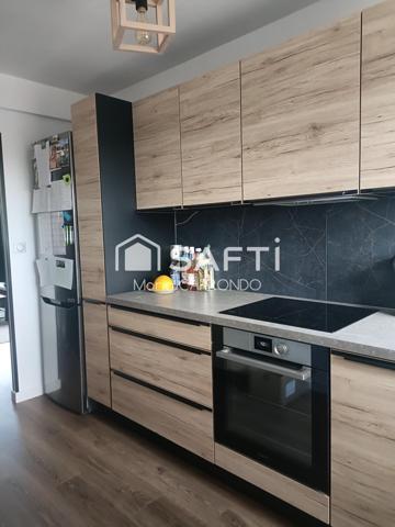 SUPERBE APPARTEMENT ENTIEREMENT RESTAUREE