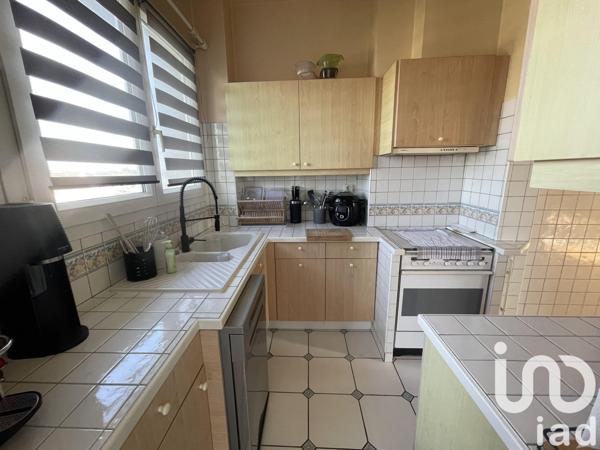 Appartement 4 pièces de 82 m² à Montereau-Fault-Yonne (77130)