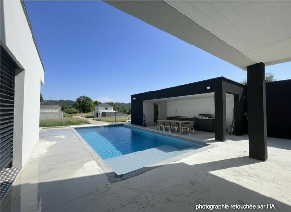 Maison
         7 pièces
        - 189 m² 617 000 € *