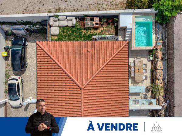Maison
         4 pièces
        - 100 m² Exclusivité 419 900 € *