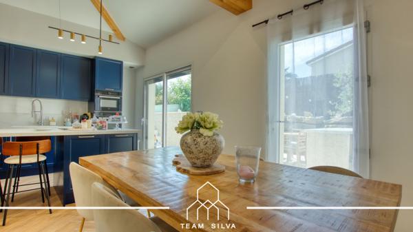 Maison
         4 pièces
        - 100 m² Exclusivité 419 900 € *