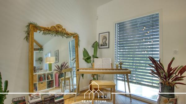 Maison
         4 pièces
        - 100 m² Exclusivité 419 900 € *