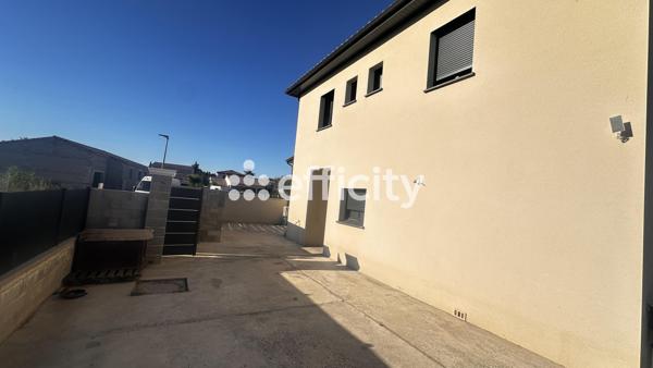 Maison
         6 pièces
        - 160 m² Exclusivité 312 000 € *