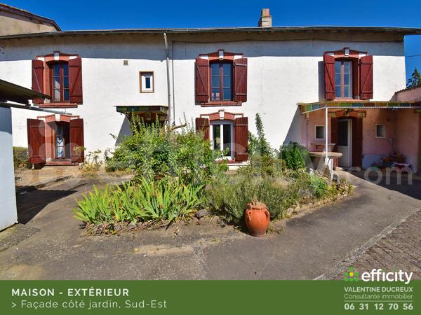 Maison
         6 pièces
        - 159 m² Exclusivité 229 000 € *