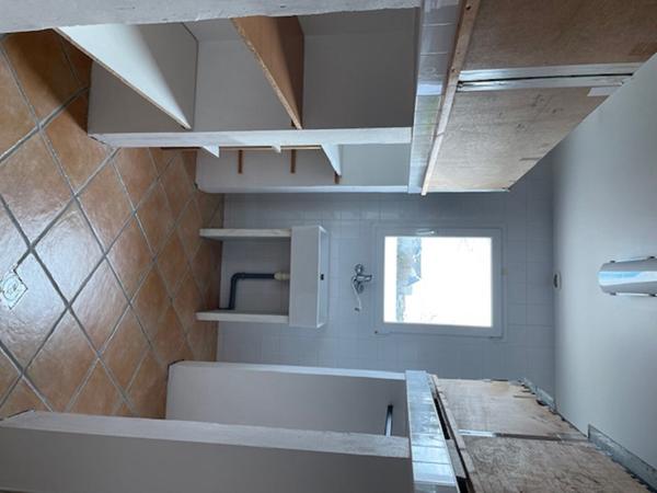 APREMONT - vaste maison de plain-pied avec piscine et terrain